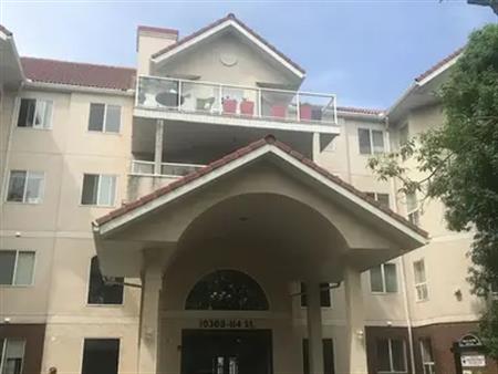 Stylish 2 Bed 2 Bath Oliver 30+ Unfurnished Condo for Rent | 400 - 10308 114 St NW, Edmonton