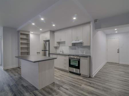 2 CH - 1 SDB - Montréal - $2,100 /mo
