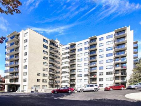 5 1/2 - Montréal - 3 117 $/mois