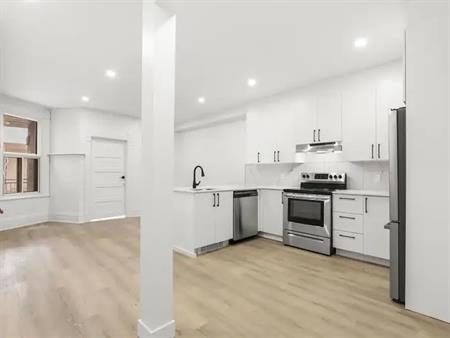 250-266 Laurier Est | 250 Avenue Laurier Est, Montreal