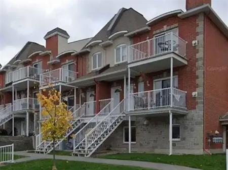 52 Rue De L'Épée, #2 | 52 Rue De L'Épée, #2, Gatineau