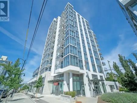 5XX 2435 KINGSWAY | 5XX 2435 KINGSWAY, Vancouver