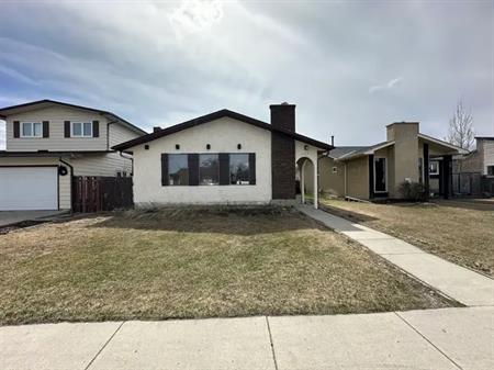 227 Templevale Road NE | 227 Templevale Road Northeast, Calgary