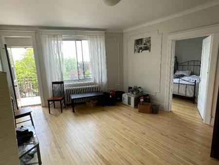 4.5 Apartments For July 2025 - A louer • For Rent
