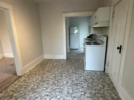595 King Street - 9 | 595 King Street -, Welland