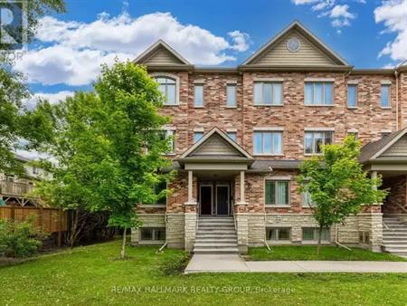 648 DANACA PRIVATE | 648 DANACA PRIVATE, Ottawa
