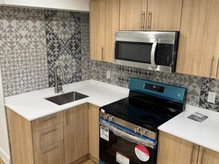 🏡 Magnifique3½ Neuf à louer – Rosemont – Électros inclus – Dispo 1er juillet