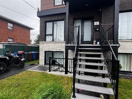 Cession de bail – 2 chambres / Lease Transfer – 2 Bedrooms