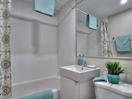 Studio - 1433 Rue Towers, Montréal