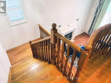 #UPPER - 301 WELDRICK ROAD E | #UPPER - 301 WELDRICK ROAD E, Richmond Hill