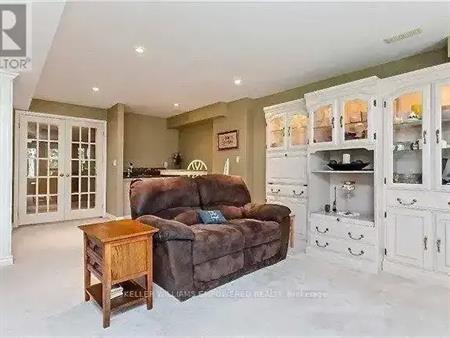 2113 PINEVALLEY CRESCENT | 2113 PINEVALLEY CRESCENT, Oakville