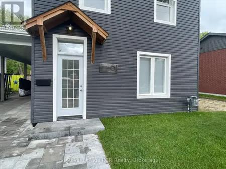 - 1 - 61 CEDAR STREET | - 1 - 61 CEDAR STREET, Collingwood