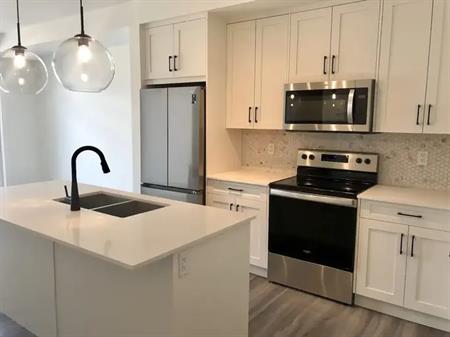 Beautiful First Floor Auburn Rise Condo for Rent (includes Lake Access) | 101 - 400 Auburn Meadows Common Southeast, Calgary,