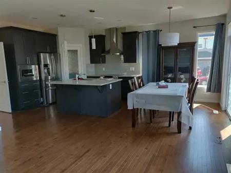 5605 22 Avenue SW Edmonton | 5605 22 Avenue SW, Edmonton