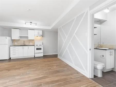 467 Slater St | 467 Slater St., Ottawa