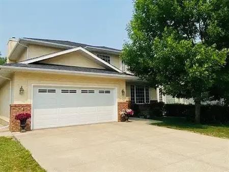 Two guest rooms for rent  in Hawkwood Community | Calgary