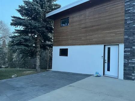 Inner-city Condo Suite w/ Loft Bedroom and Outdoor space | Calgary