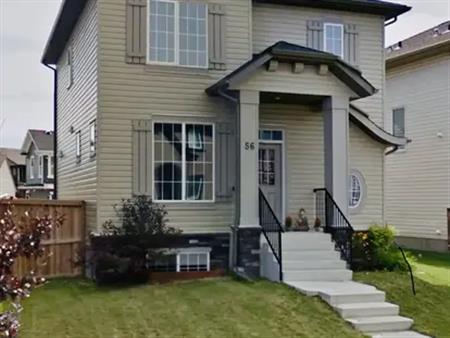 FREE WI-FI/PETS OK/TV/BBQ/PATIO | 56 Elgin Meadows Manor SE, Calgary