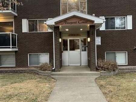 Newport Court | 10720 84 Avenue Northwest, Edmonton