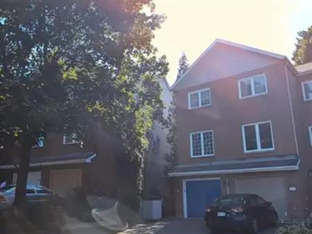 210 PROVENDER AVENUE | 210 PROVENDER AVENUE, Ottawa