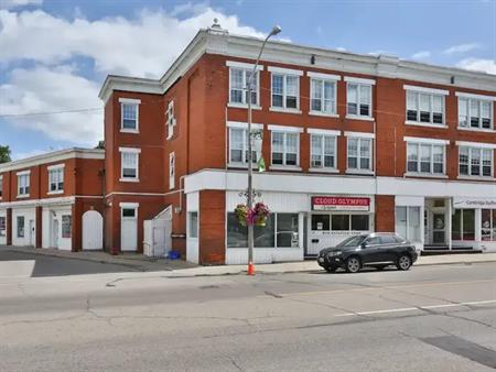 1025 King Street East | 1025 King Street East, Cambridge