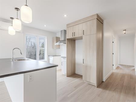 5 1/2 à Sainte-Claire