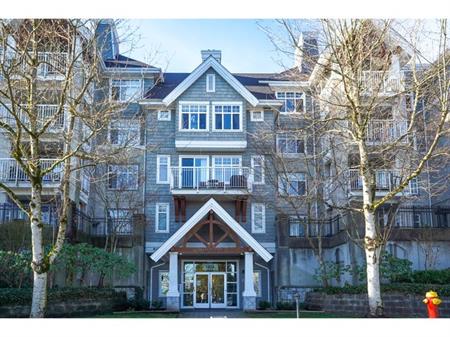 Beautiful Spacious 2 Bedroom Condo In Coquitlam with VIEWS!!! | 1432 Parkway Boulevard, Coquitlam