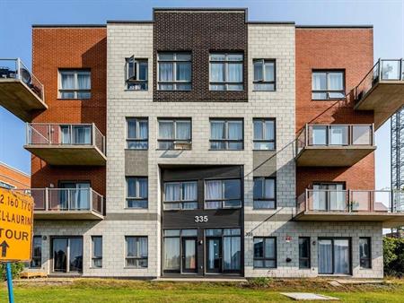 Appartement Saint-Laurent (Montréal) À Louer