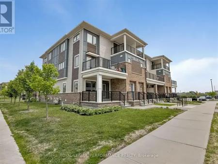 251 ZENITH PRIVATE | 251 ZENITH PRIVATE, Ottawa