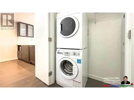2809 5515 BOUNDARY ROAD | 2809 5515 BOUNDARY ROAD, Vancouver