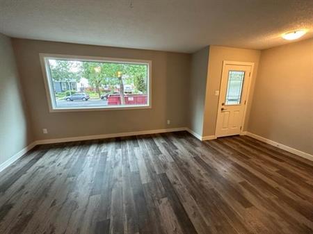 Main, 10317 151 St, NW | 10317 151 st, Edmonton