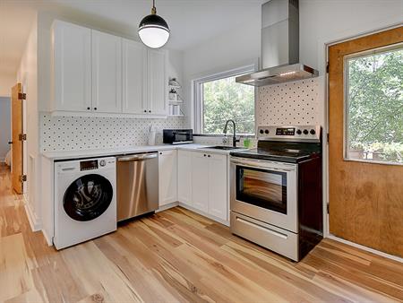 SUPERBE LOGEMENT DE 5 CAC SUR ST-DENIS!