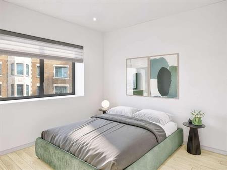 3 Bed - 2140 Rue De La Montagne, Ville-Marie