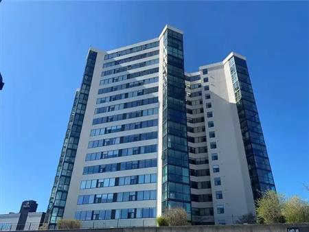 Harbour Place Downtown Condo! | 185 Ontario Street, Kingston