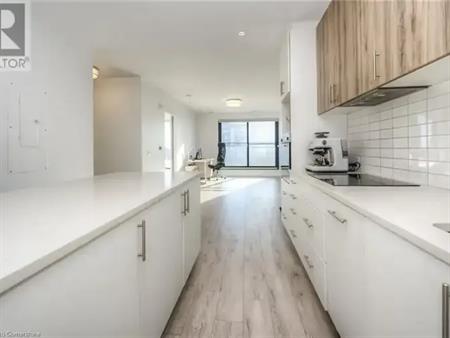 181 KING Street S Unit# 912 | 181 KING Street S Unit# 912, Waterloo
