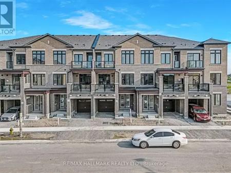 11 TENNANT CIRCLE | 11 TENNANT CIRCLE, Vaughan