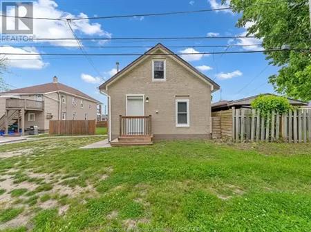 927 ELLROSE AVENUE | 927 ELLROSE AVENUE, Windsor