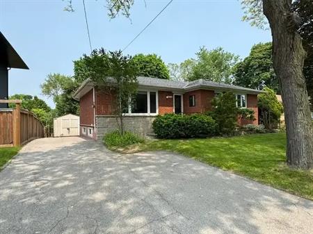 579 Lees Lane - Main | 579 Lees Lane - Main, Oakville