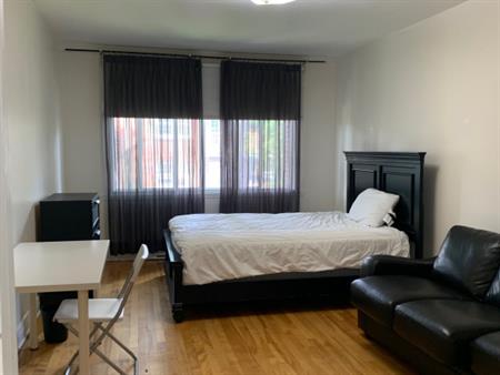 LOFT ETUDIANTE COLOC FR MTL SDB Privee