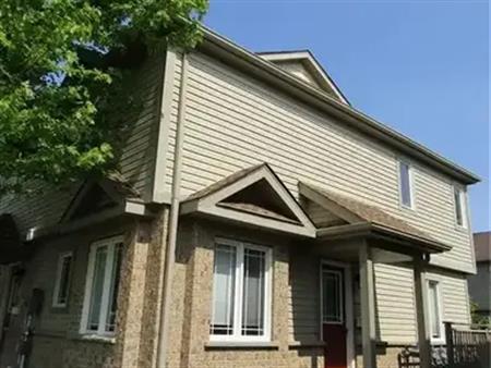 535 WINDFLOWER Crescent Unit# 11 | 535 WINDFLOWER Crescent Unit# 11, Kitchener