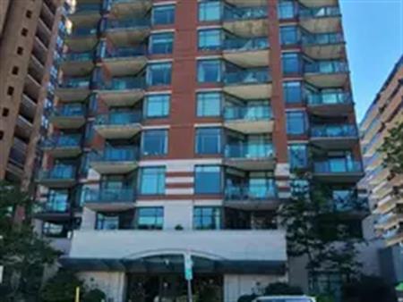 2005-570 Laurier Avenue West - 2005 | 570 Laurier Avenue West -, Ottawa