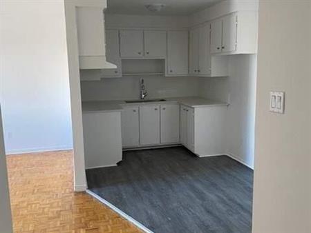 2 CH - 1 SDB - Saint-Eustache - $1,450 /mo
