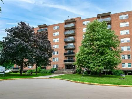 Governor House East & West | 351, 361, 369 London Road, Sarnia