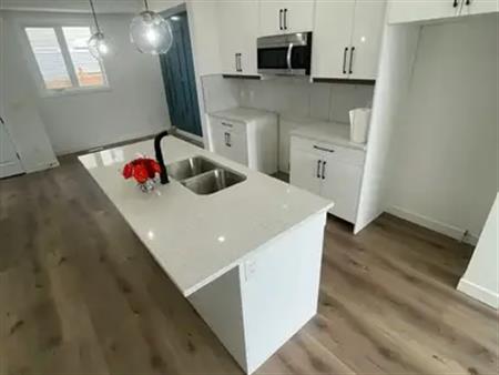 4752 83 STREET NW | 4754 83 Street NW, Calgary