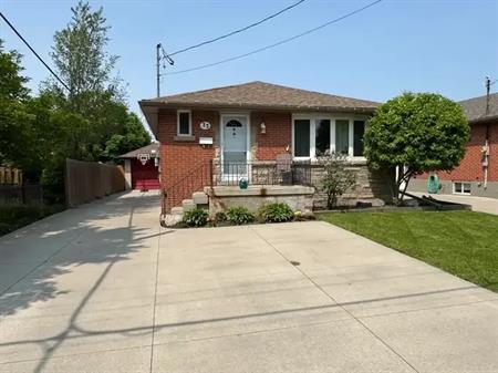 33 Cheryl Ave - Lower | 33 Cheryl Ave - Lower, Hamilton
