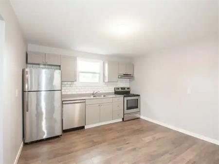 30 Garnet Street - Main | 30 Garnet Street - Main, St. Catharines