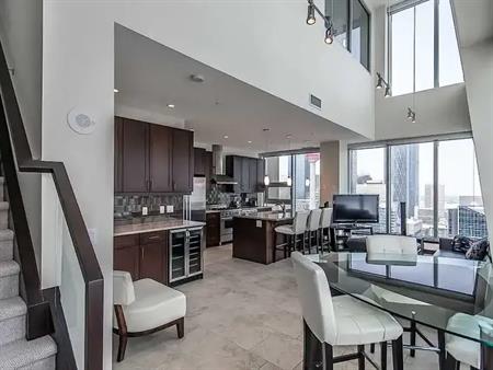 Furnished Executive Penthouse Downtown | 211 13 Ave SE, Calgary