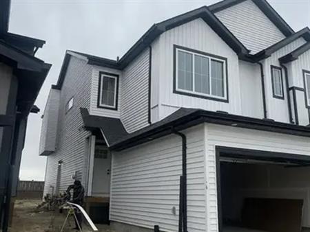NEWLY BUILT Duplex in Paisley | 749 Payipwat Common Southwest, Edmonton