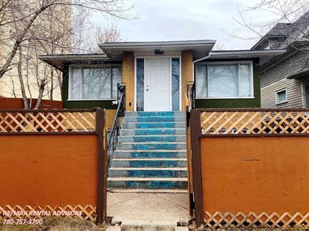 BSMT 9347 105 Avenue Northwest | 9347 105 Avenue Northwest, Edmonton