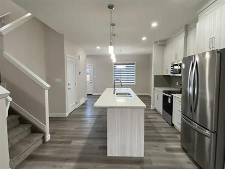 5052 Chappelle Rd SW | 5052 Chappelle Road Southwest, Edmonton